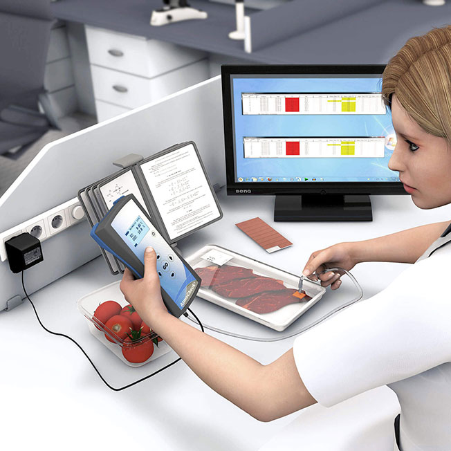 AtmoCheck_Szene-Labor_2_72dpi_web_20200407